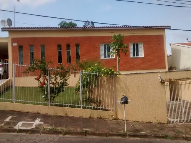 Casa à venda com 3 quartos, 219m² - Foto 15