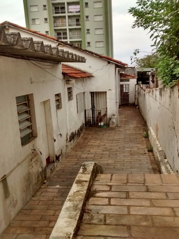 Sobrado à venda com 2 quartos, 220m² - Foto 4