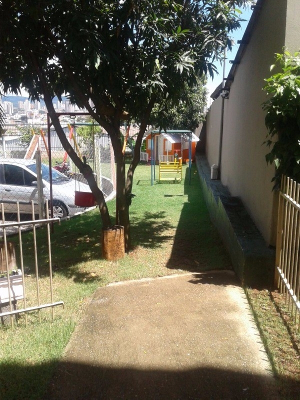 Apartamento à venda com 2 quartos, 60m² - Foto 27