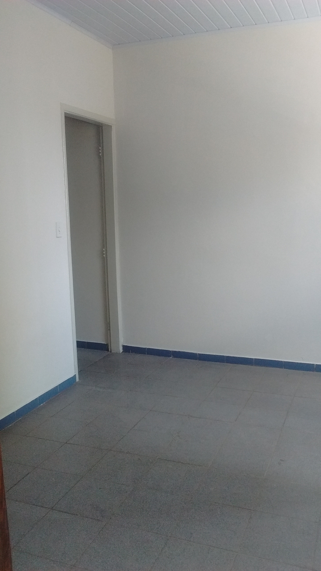 Casa à venda com 7 quartos, 250m² - Foto 2