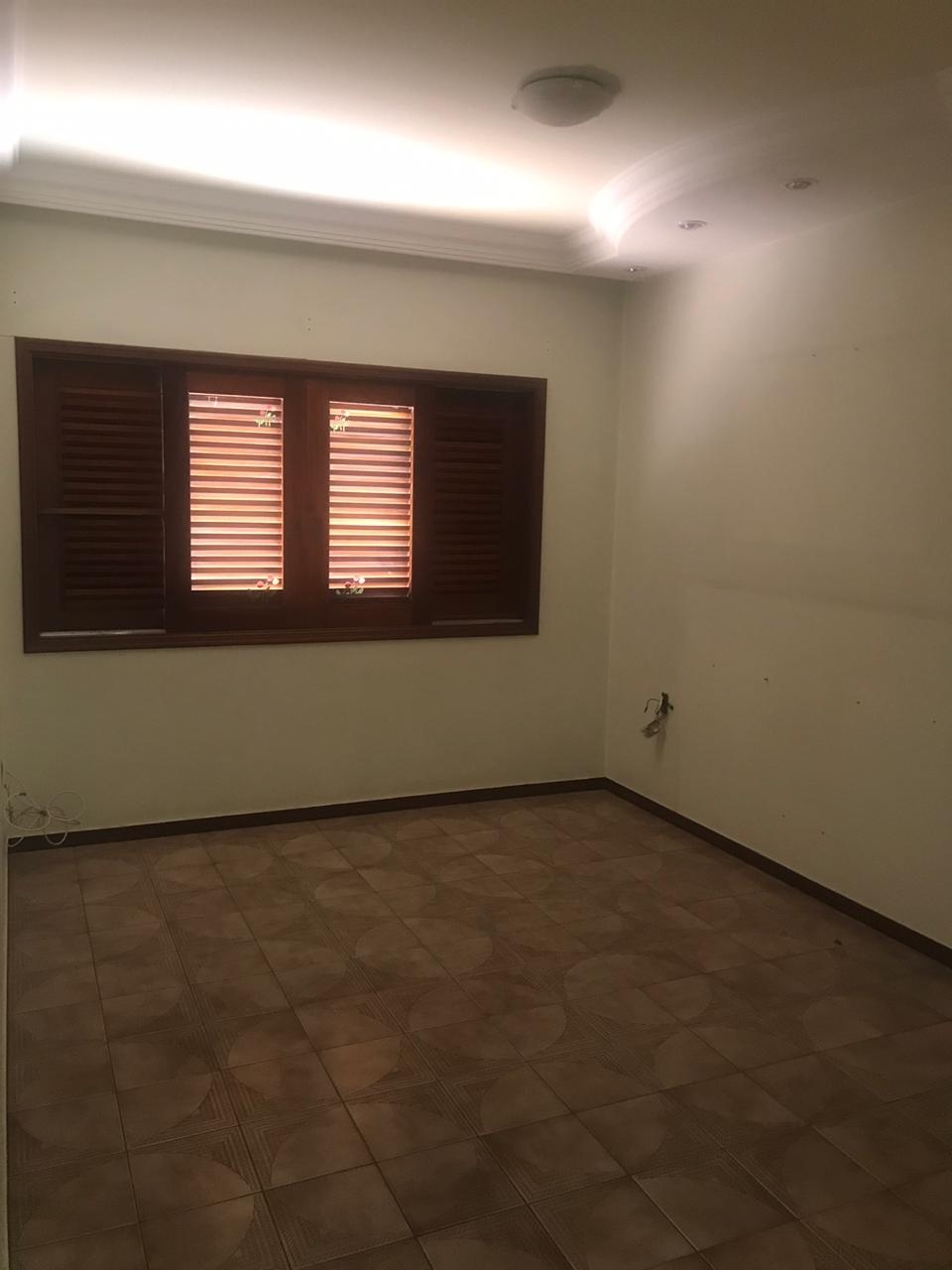 Casa para alugar com 7 quartos, 450m² - Foto 13