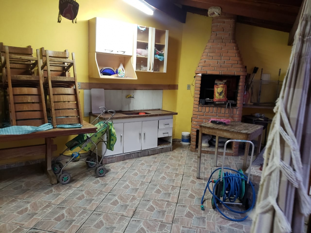 Casa à venda com 3 quartos, 230m² - Foto 7