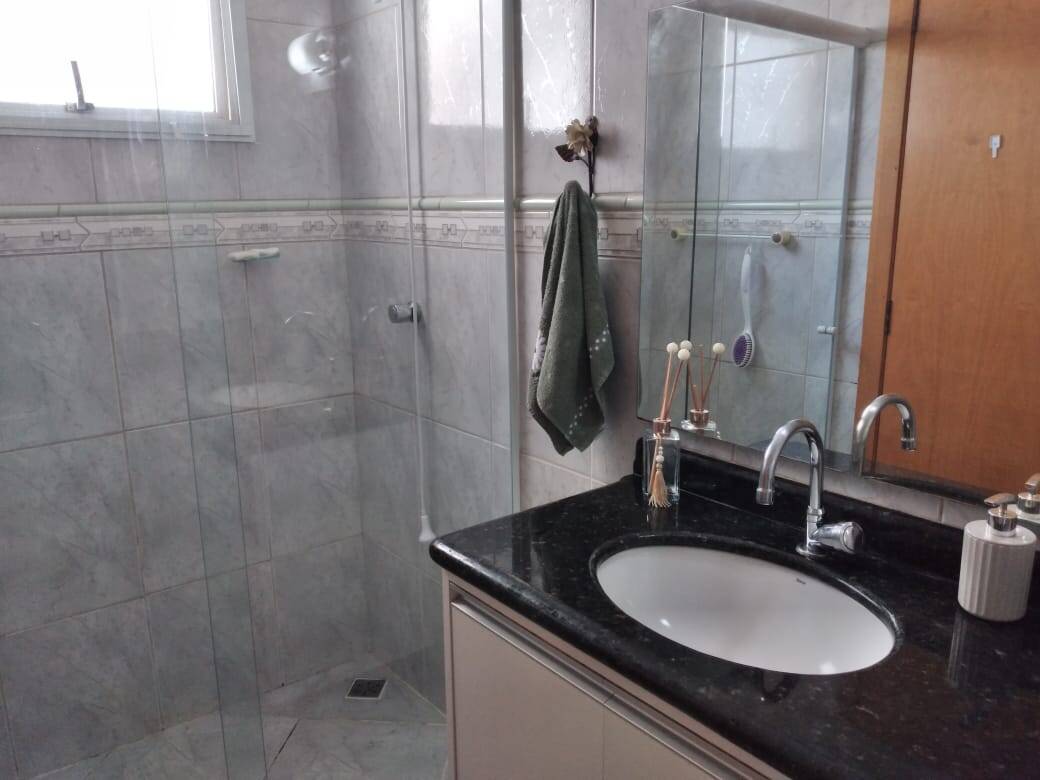 Apartamento à venda com 2 quartos, 75m² - Foto 6