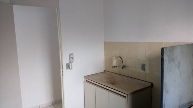 Apartamento à venda com 2 quartos, 58m² - Foto 2