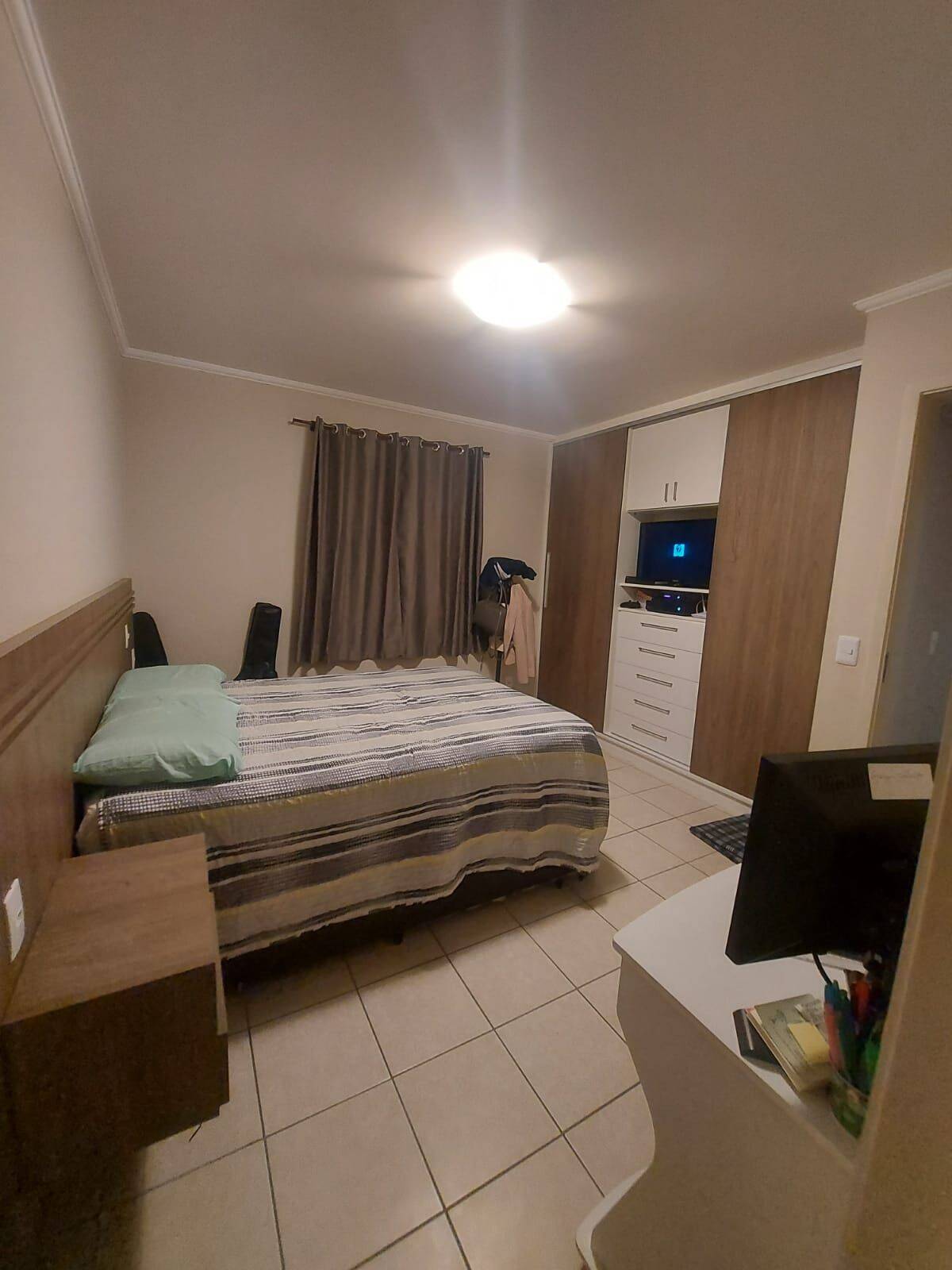 Apartamento à venda com 2 quartos, 73m² - Foto 2