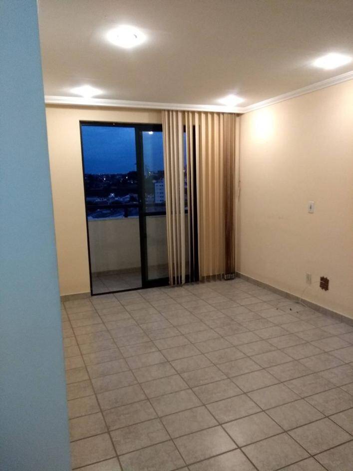 Apartamento à venda com 3 quartos, 96m² - Foto 13