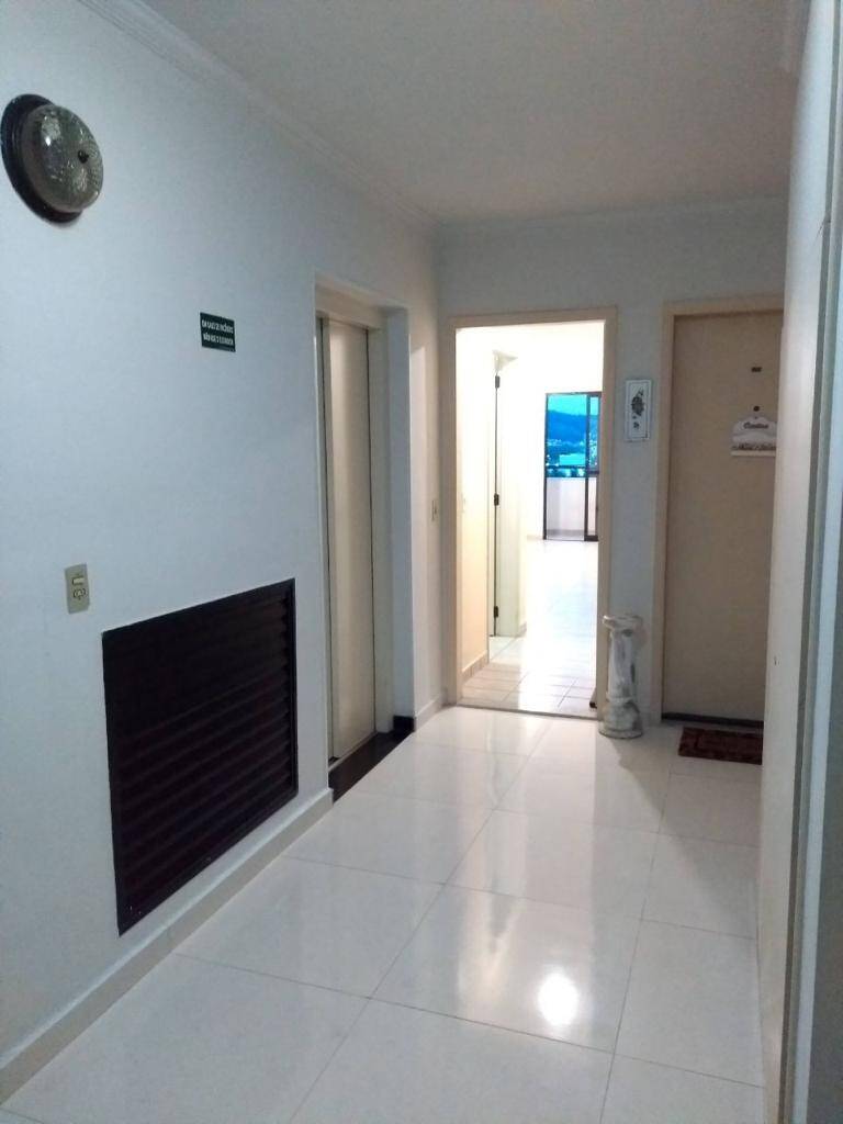 Apartamento à venda com 3 quartos, 96m² - Foto 27