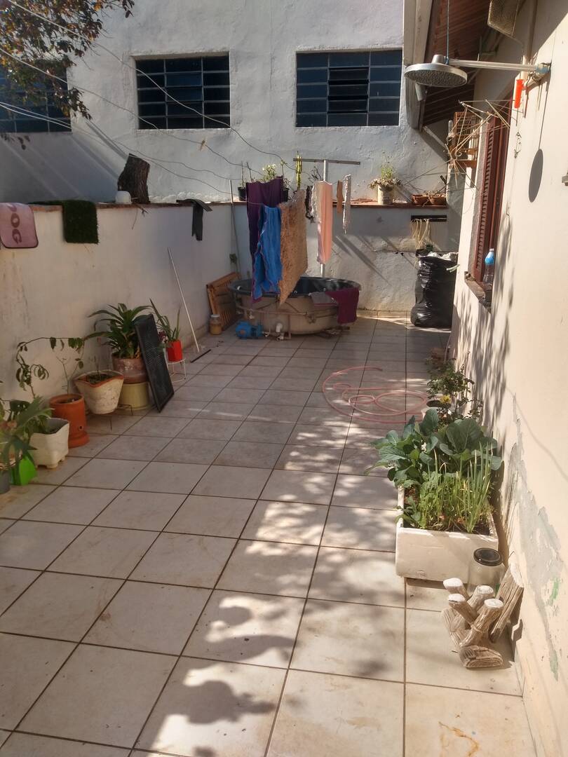 Casa à venda com 2 quartos, 151m² - Foto 9