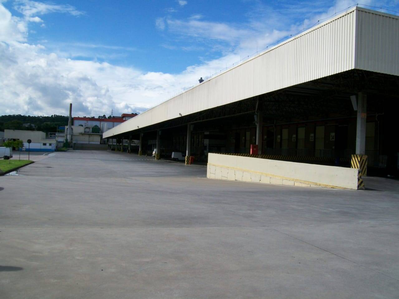 Depósito-Galpão-Armazém à venda e aluguel, 28550m² - Foto 3