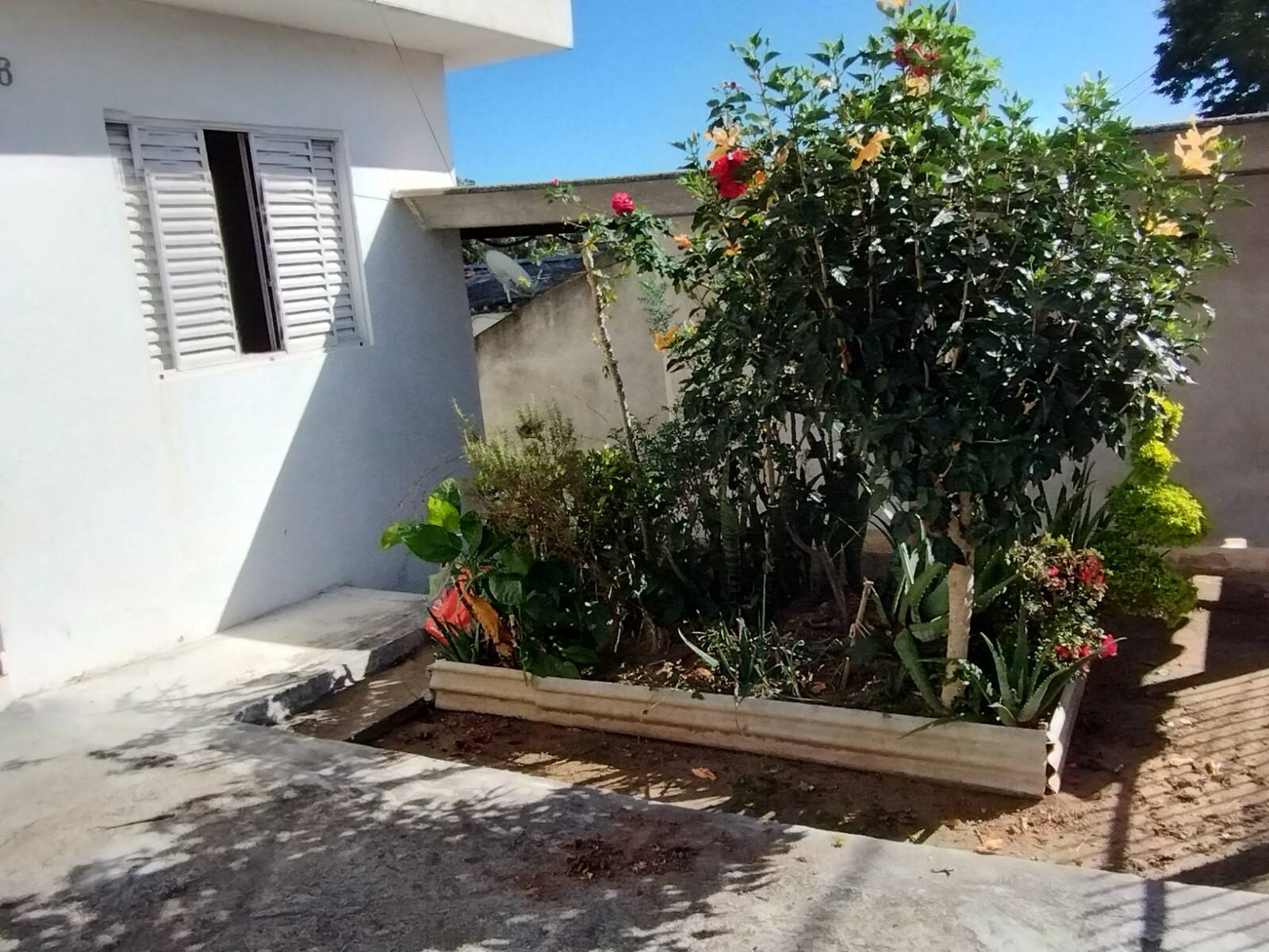 Casa à venda com 2 quartos, 250m² - Foto 3