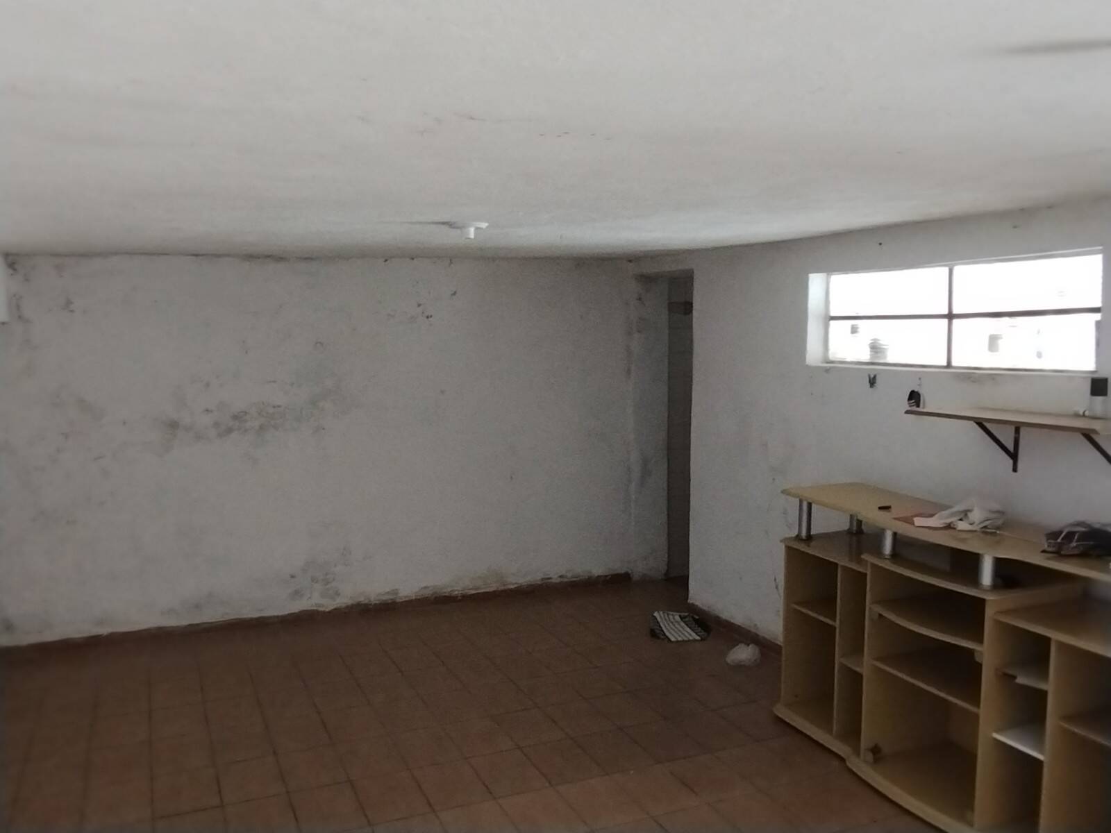 Casa à venda com 2 quartos, 250m² - Foto 9