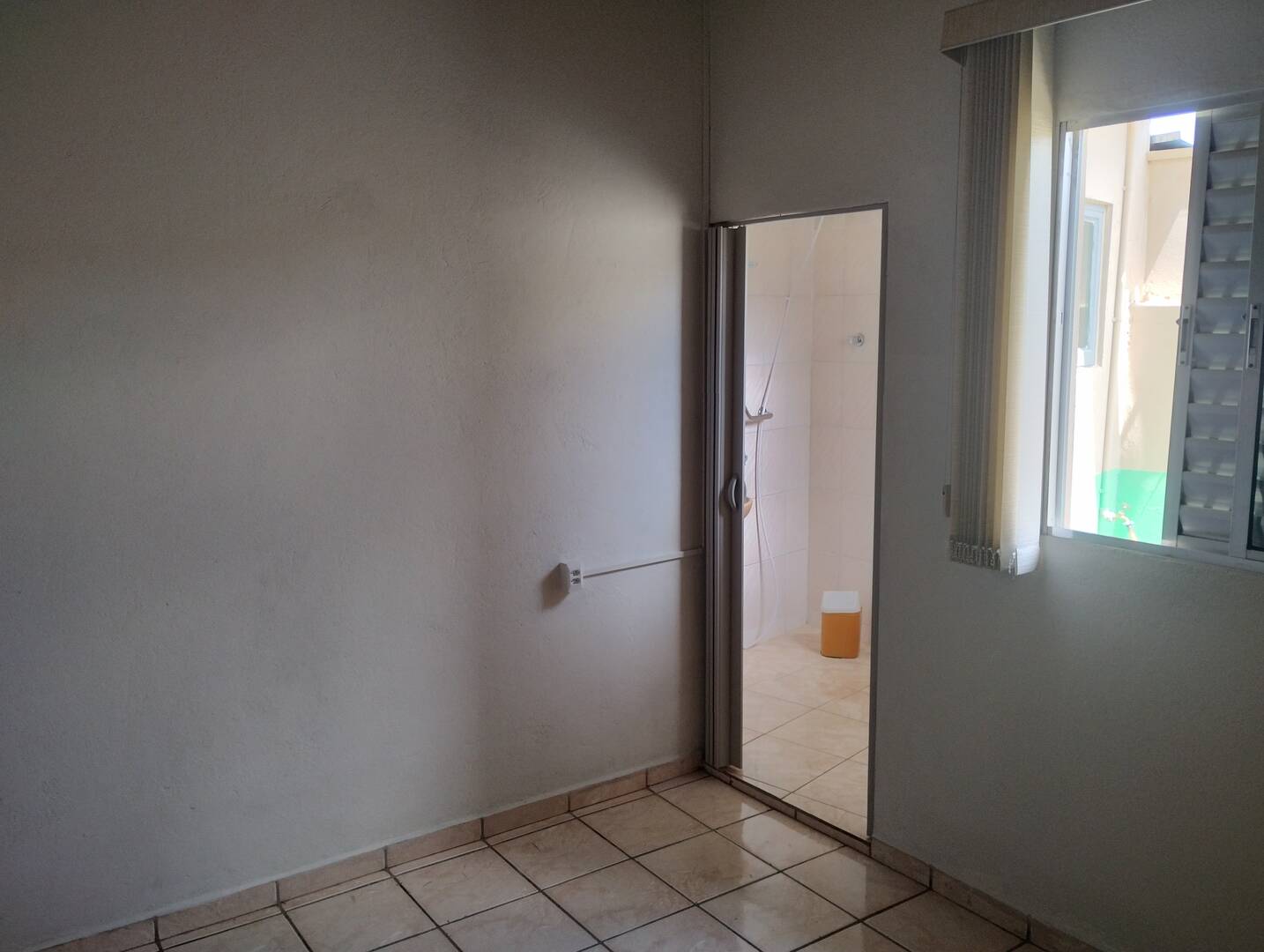 Casa à venda com 3 quartos, 180m² - Foto 2