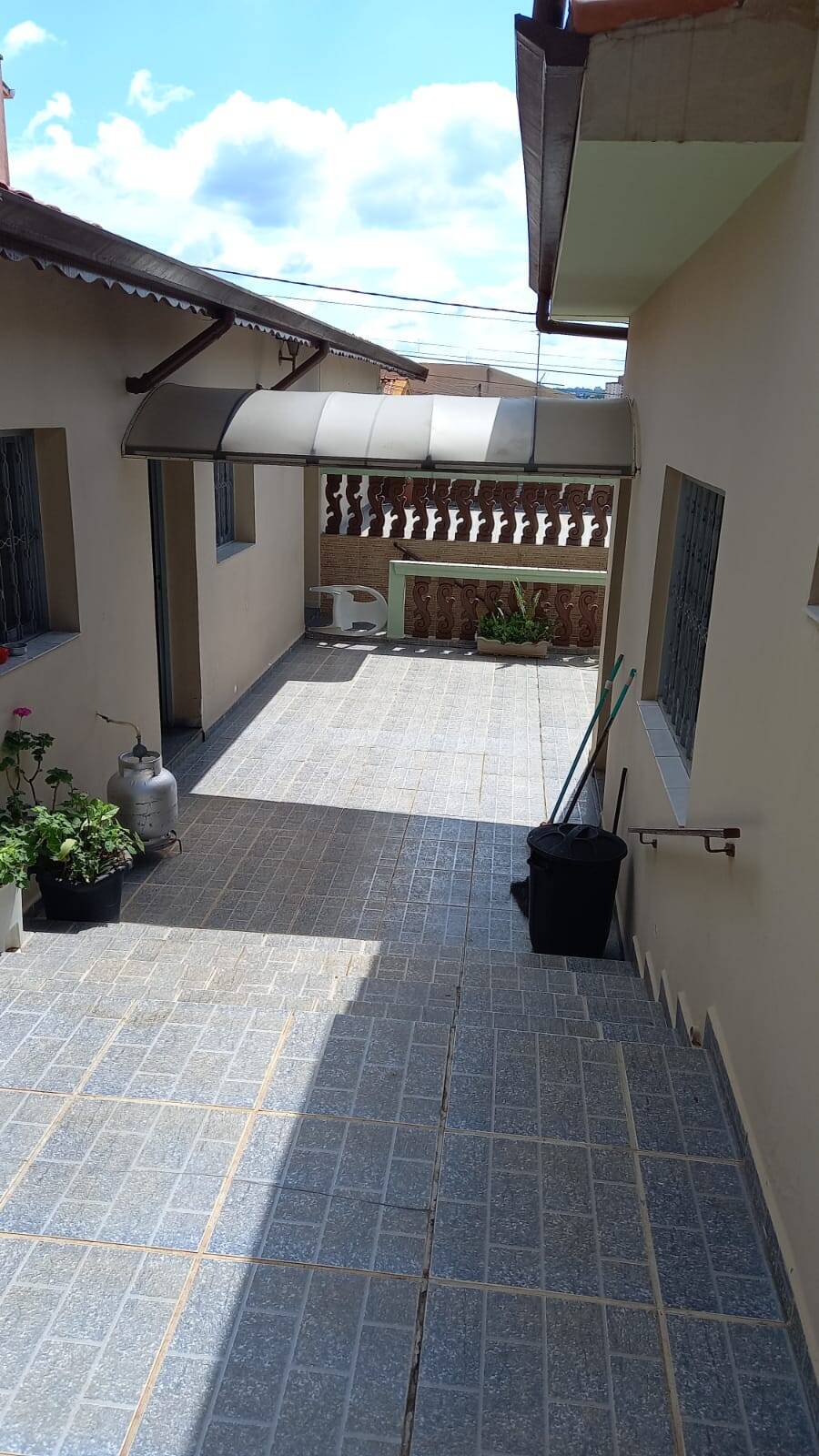 Casa à venda com 2 quartos, 250m² - Foto 11