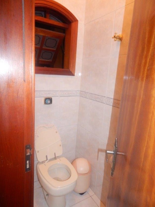 Casa à venda e aluguel com 2 quartos, 140m² - Foto 12