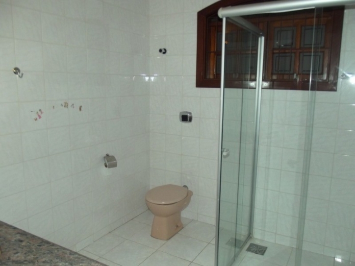 Sobrado à venda com 3 quartos, 277m² - Foto 1