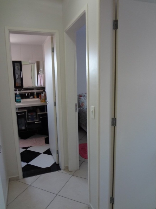 Apartamento à venda com 2 quartos, 60m² - Foto 6