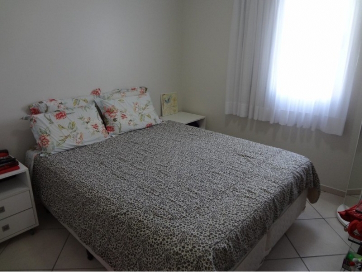 Apartamento à venda com 2 quartos, 60m² - Foto 15